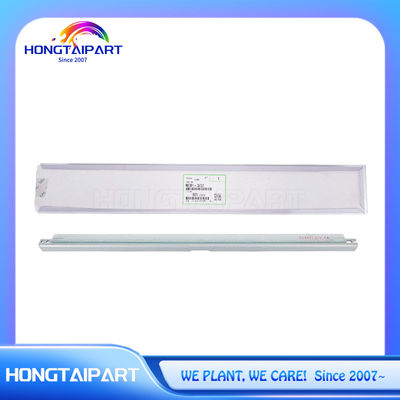 M0B1-3652 M0B13652 شفرة تطبيق التجميع لـ Ricoh Pro C9100 C9110 C9200 C9210 طبل طلاء بار تنظيف تطبيق شفرة